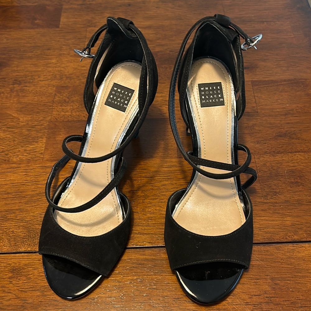 White House Black Market Ilaria Black size 7.5